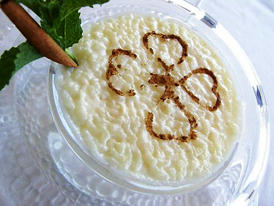 Kremalı Sütlaç Tarifi ve Malzemeleri